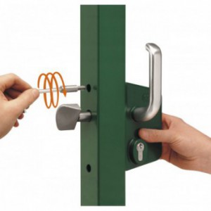 Serrure Locinox pour portail coulissant - pour tube de 100mm - verte