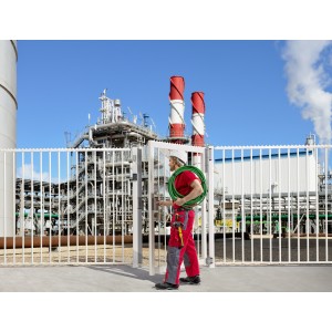 Charnière avec ferme-porte réglable intégré Locinox - portes 150KG max - noire - génération 1